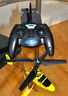 Blade mCX with controller